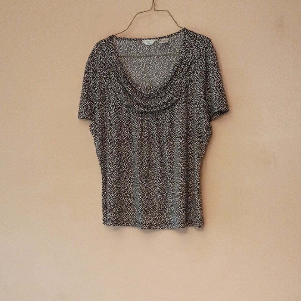 Laura Ashley Short Sleeve Blouse with Scoop Neck, Sz PL
